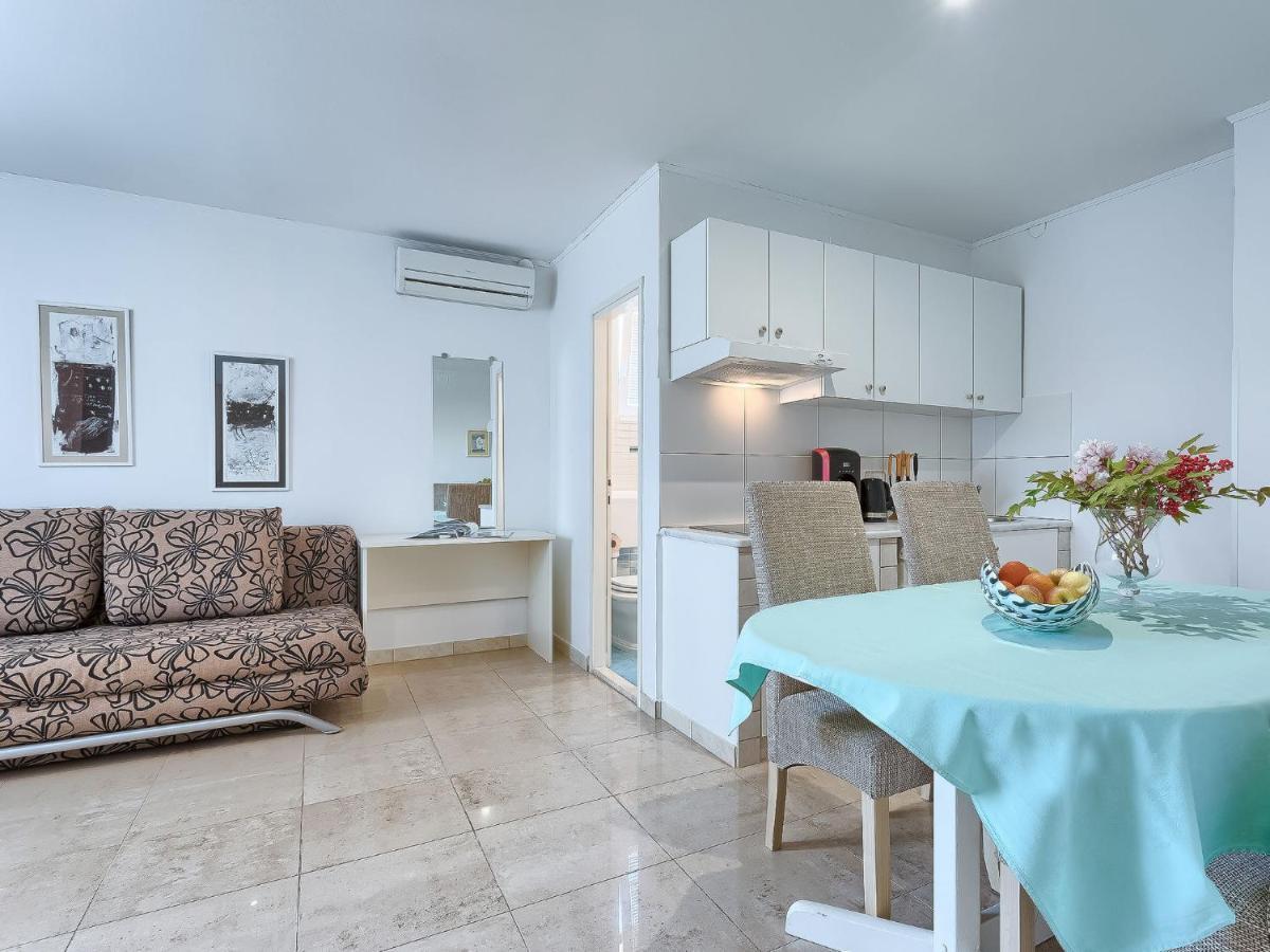 אומאג Apartment Nika-12 By Interhome מראה חיצוני תמונה